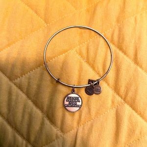 Alex & Ani “it’s not a sprint it’s a marathon” bracelet gold slightly tarnished.
